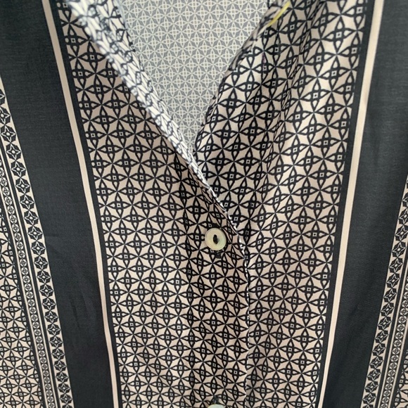 H&M Blouse - Picture 3 of 8